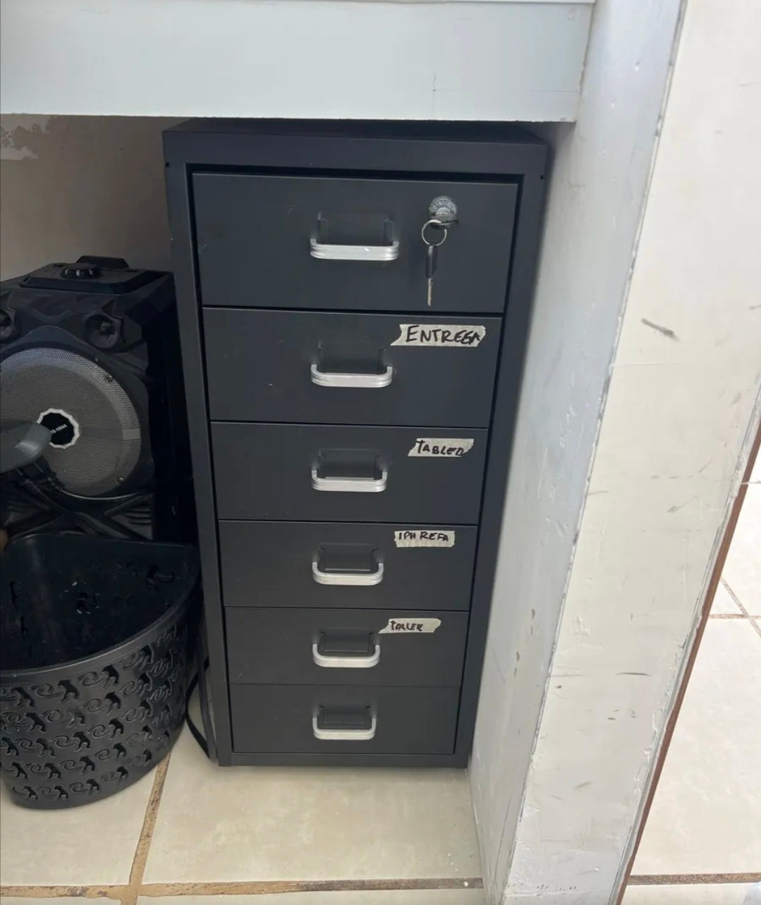 Archivero Metálico 6 Gavetas Para Oficina con Ruedas