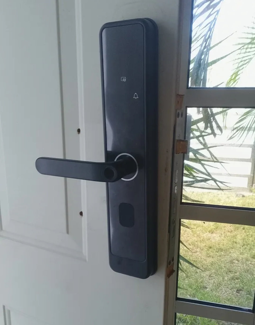 Cerradura digital inteligente con Bluetooth