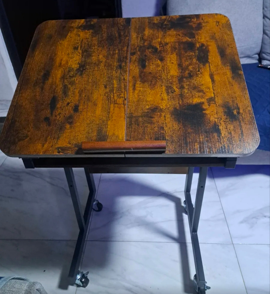 Mesa Escritorio Ajustable Con Ruedas color Marrón