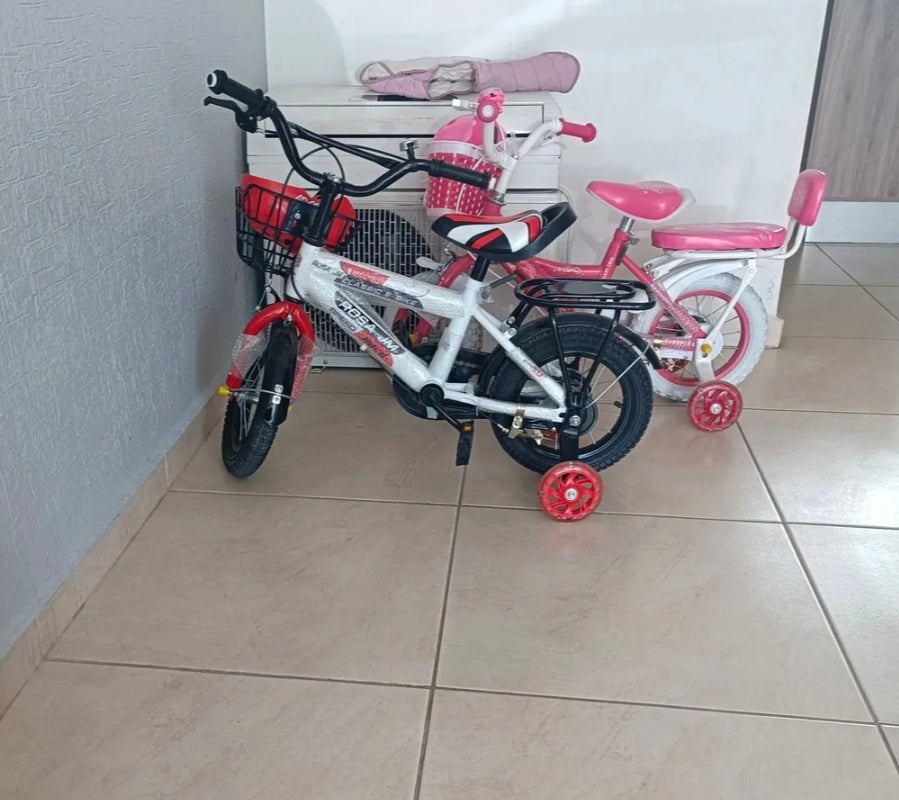 Bicicleta R15 con canasta 4-6 años