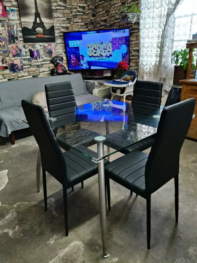 JUEGO DE 4 SILLAS ACOLCHONADAS VINIPIEL