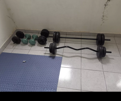 Set de pesas 100 lbs barra recta+barra z par de mancuernas y 100 lbs en discos
