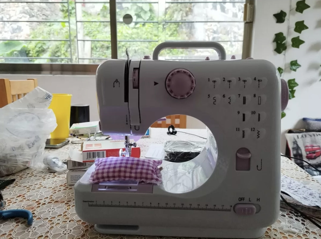 Máquina de coser eléctrica SET 115PZ