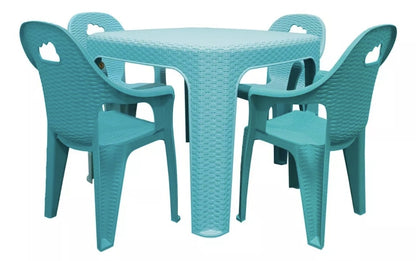 Mesa infantil con sillas tipo Ratan