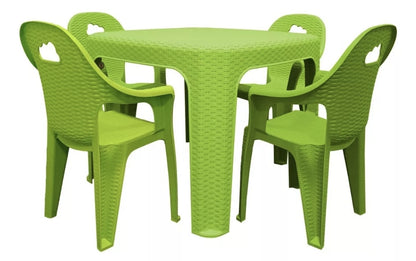 Mesa infantil con sillas tipo Ratan