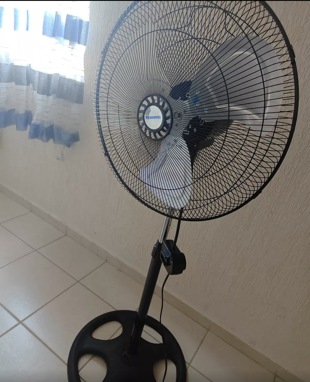 Ventilador de pedestal Daewoo 18" 3 en 1