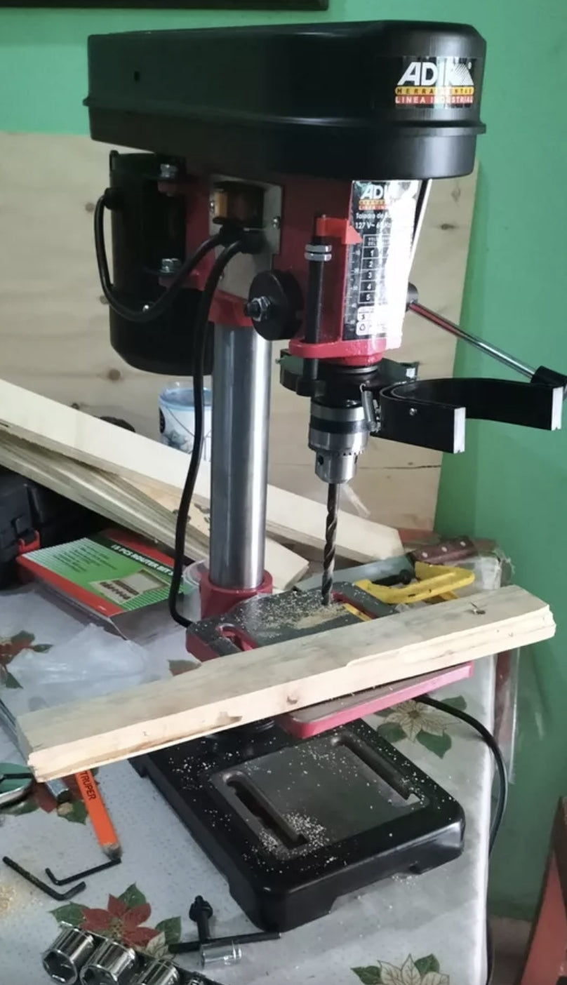 Taladro de banco 250w 5 velocidades