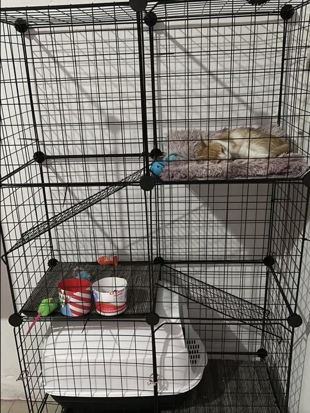 Corral para mascotas 3 pisos con puerta 120x75x39cm