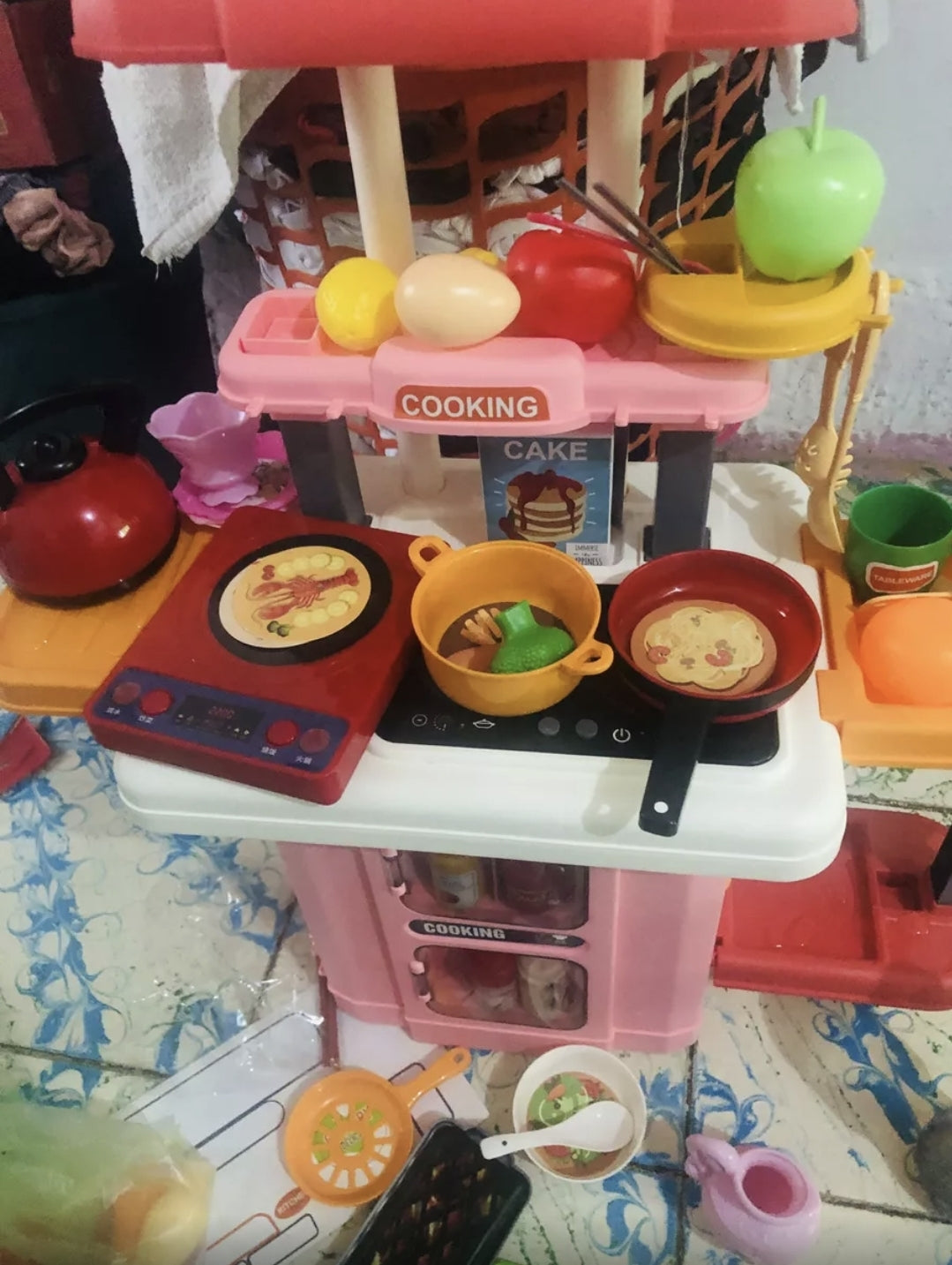 Cocinita de juguete infantil