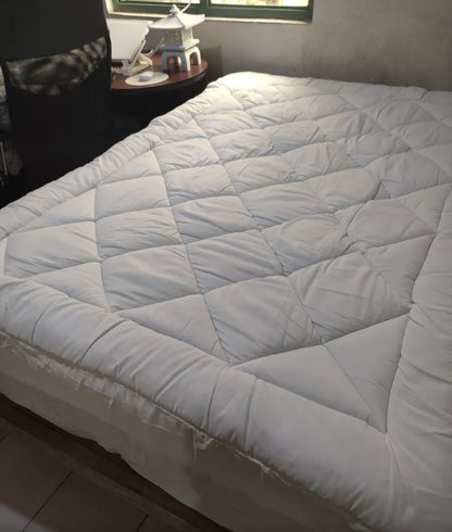 Funda de colchón acolchada de 600 hilos MATRIMONIAL