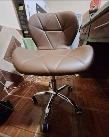 Silla De Oficina Vinipiel Con Rueditas 1 pieza