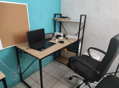 Escritorio de melamina 120cm x 122cm x 60cm