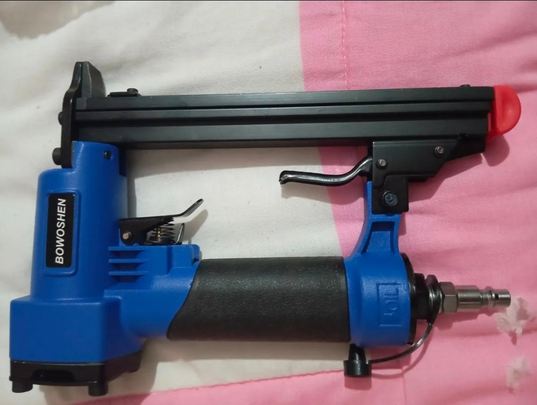 Engrapadora Neumática BOWOSHEN Industrial Profesional Con 1000 Grapas Calibre 22