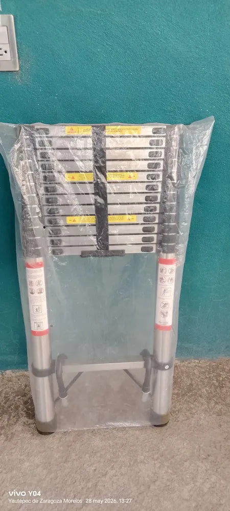 Escalera Telescópica Plegable 5 Metros Altura Ajustable Portátil Con Ganchos