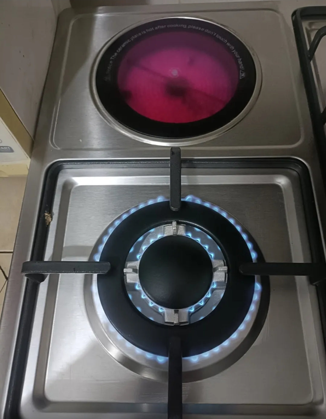 Parrilla de gas eléctrica cerámica  4 quemadores