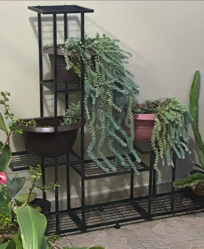 Soporte de metal para plantas  5 niveles