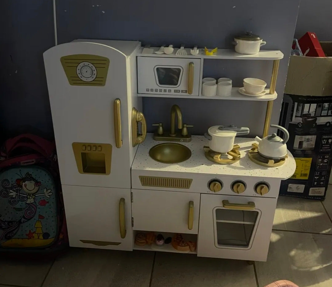 Cocinita de madera de lujo