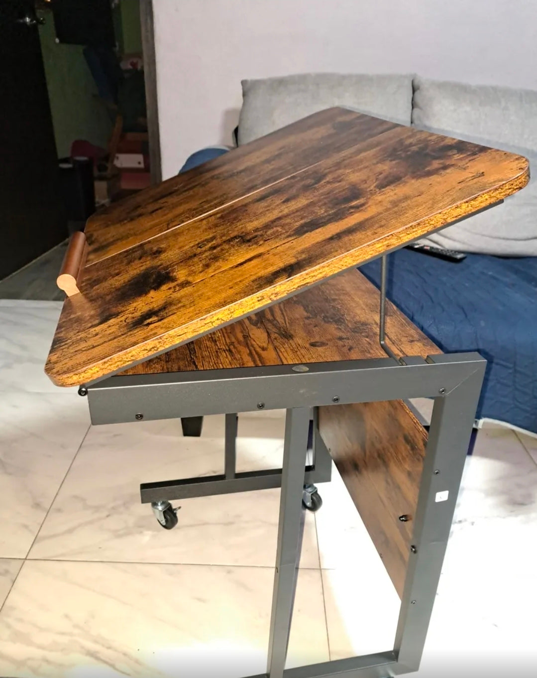 Mesa Escritorio Ajustable Con Ruedas color Marrón