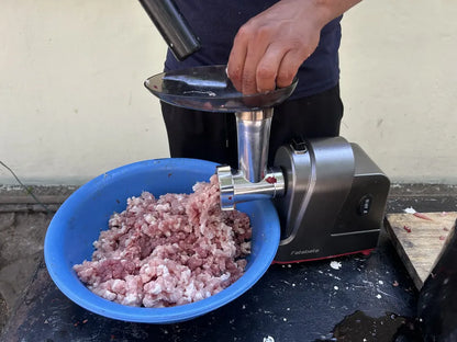 Molino de Carne Eléctrico Fatabeta de 3500W con Accesorios para Embutir y Cortar Verduras
