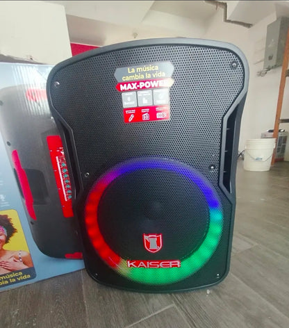 Bocina Kaiser portátil con bluetooth
