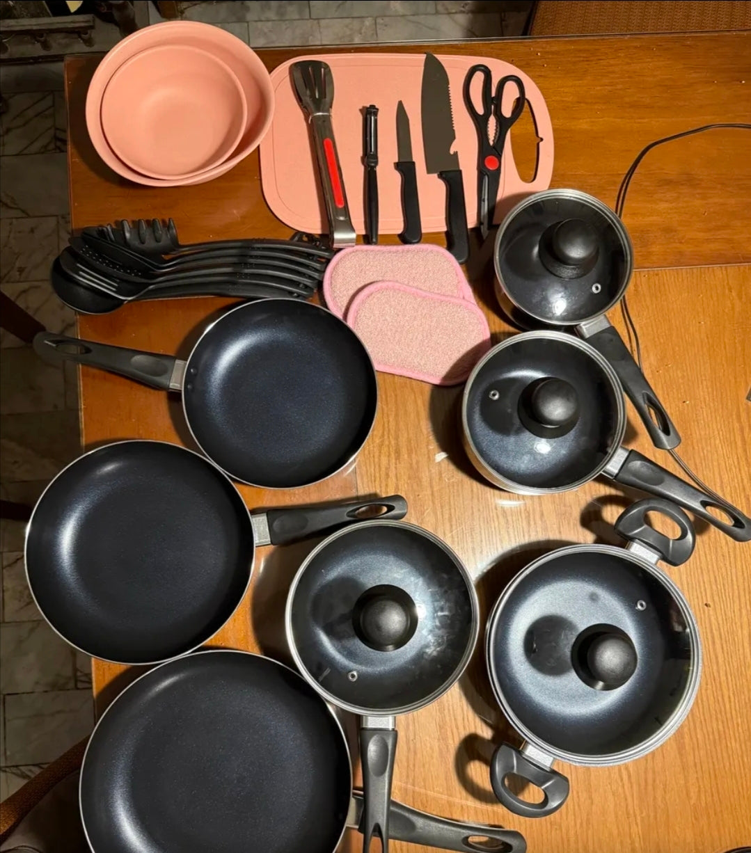 Batería de cocina 27 piezas Aluminio Antiadherente Novry