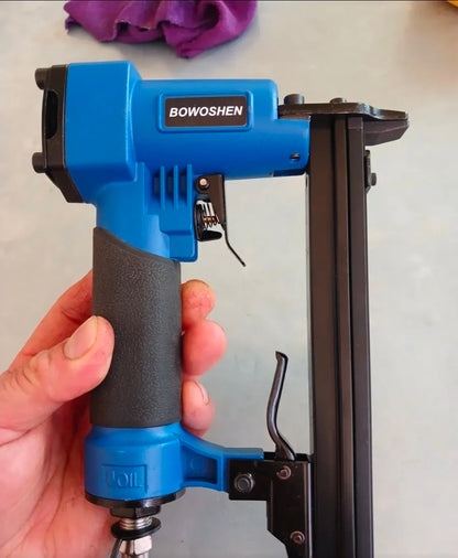 Engrapadora Neumática BOWOSHEN Industrial Profesional Con 1000 Grapas Calibre 22