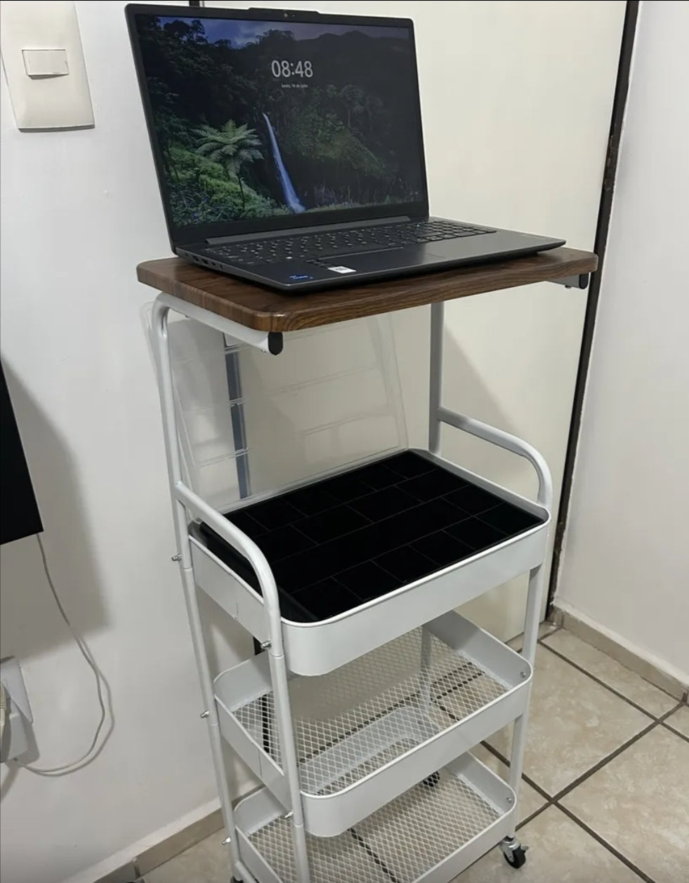 Carrito de almacenamiento de metal 4 niveles