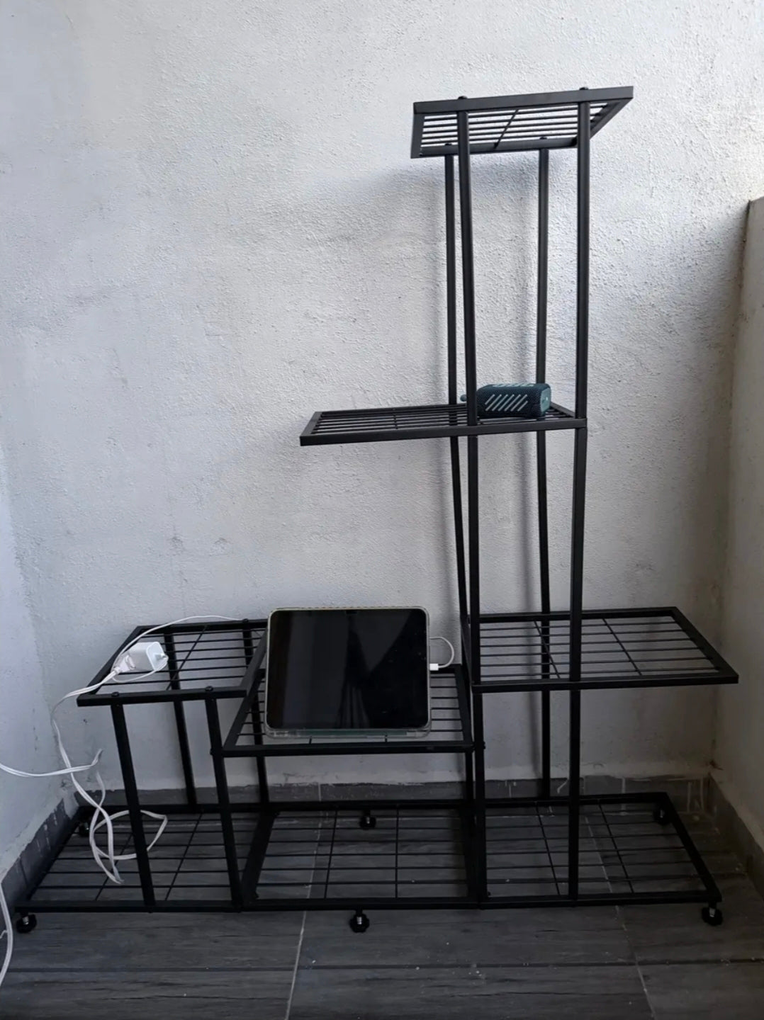 Soporte de metal para plantas  5 niveles