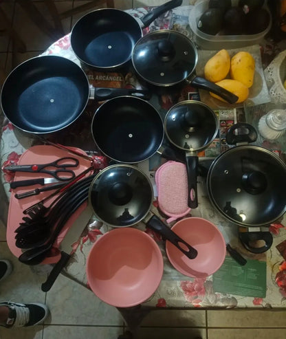 Batería de cocina 27 piezas Aluminio Antiadherente Novry