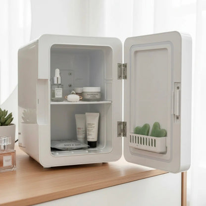 Mini Refrigerador Con Espejo Led Capacidad De 4 L