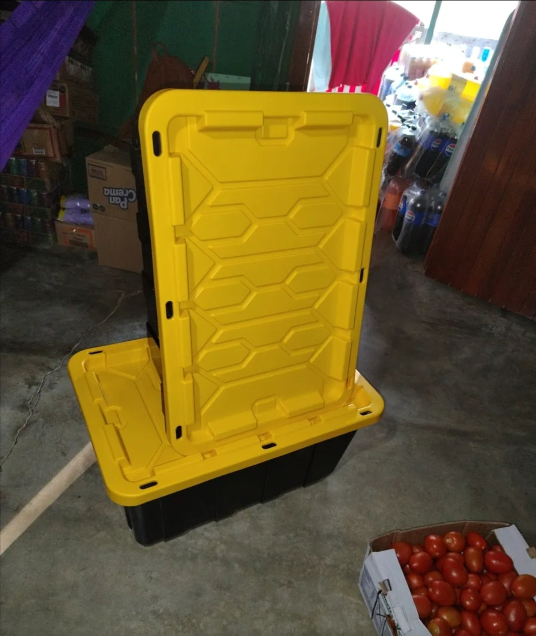 2 cajas de almacenamiento uso rudo 102 L con tapa