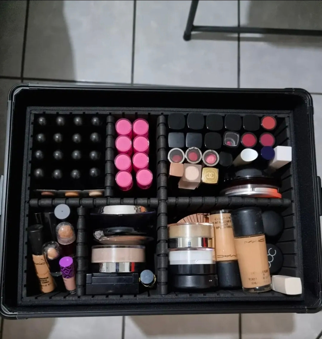 Neceser Cosmetiquera Profesional 4 Nivele Reforzada Aluminio