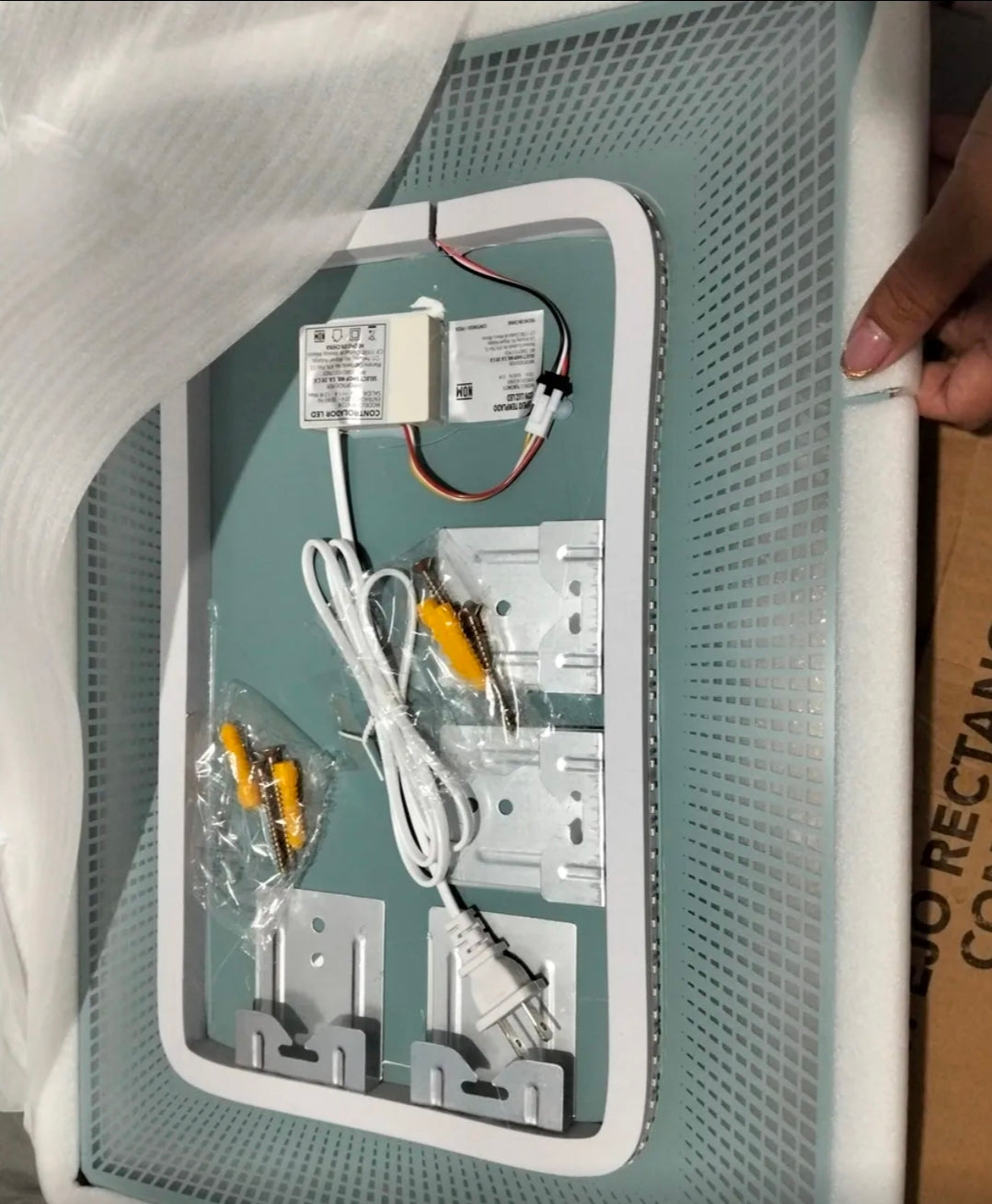 Espejo LED infiniti 3D 37x52cm