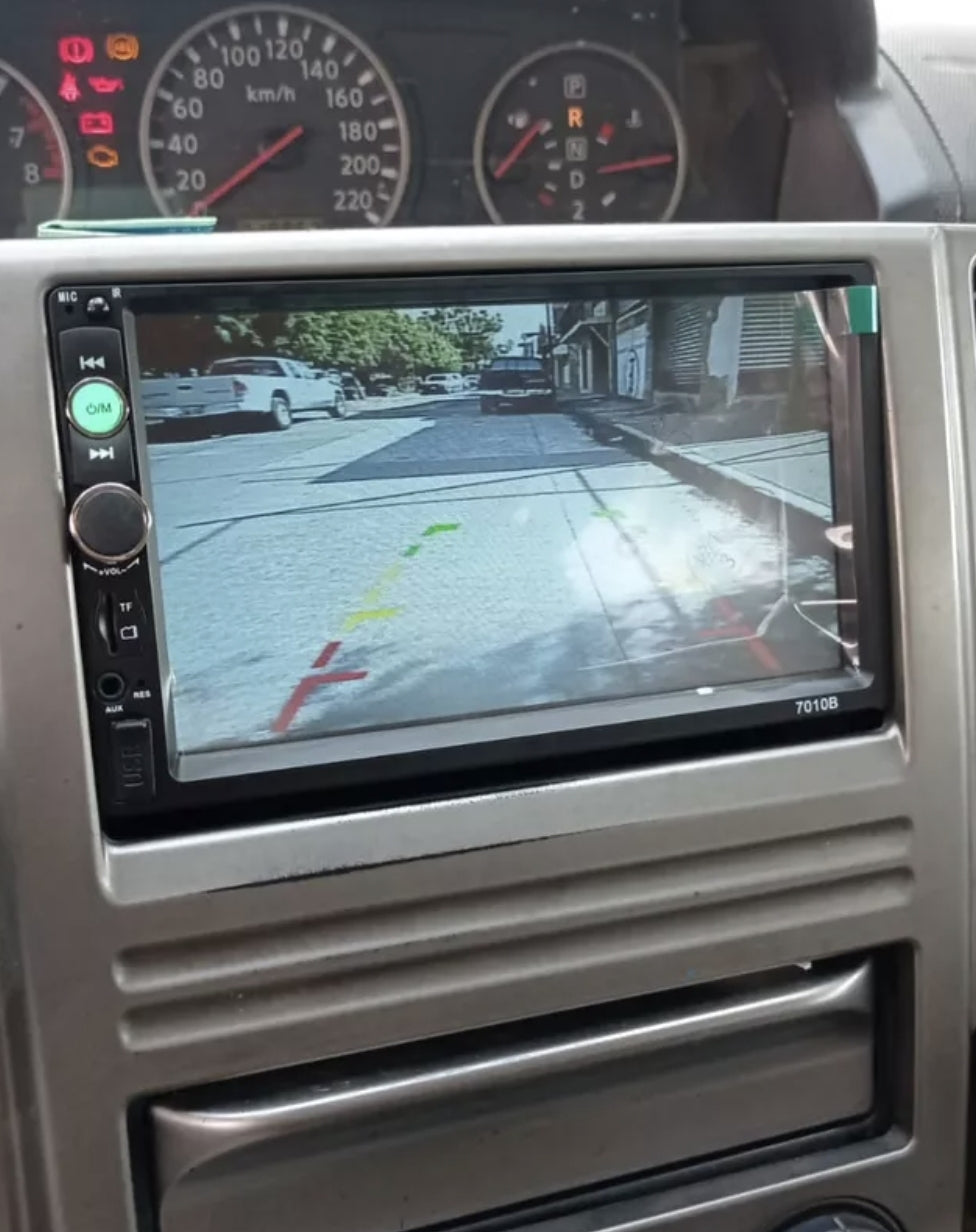 Estéreo Para Auto 7in 7010b Con Cámara