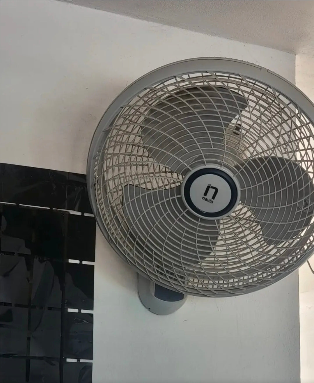 Ventilador de Pared con Control Remoto 18 pulgadas 3 Velocidades