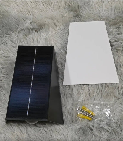 4 lámparas de pared Led solar luz cálida