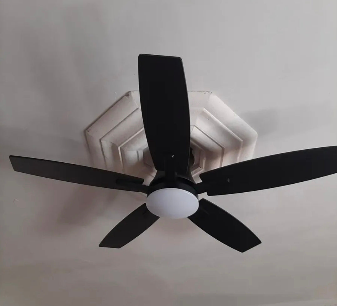 Ventilador De Techo Con Luz Y Mando A Distancia 1.07 M 60hz Negro/Madera