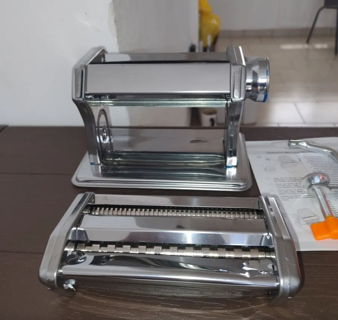 Máquina para hacer pasta fresca en casa